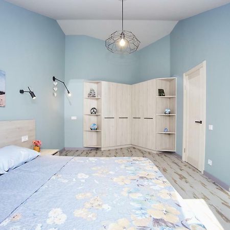 Luxury Apartment In The Heart Odessa Zewnętrze zdjęcie