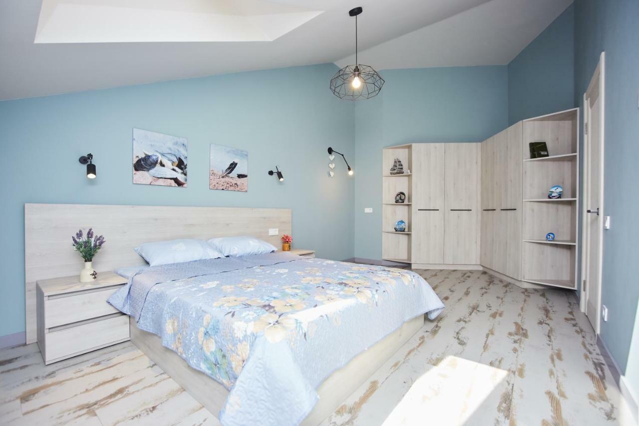 Luxury Apartment In The Heart Odessa Zewnętrze zdjęcie